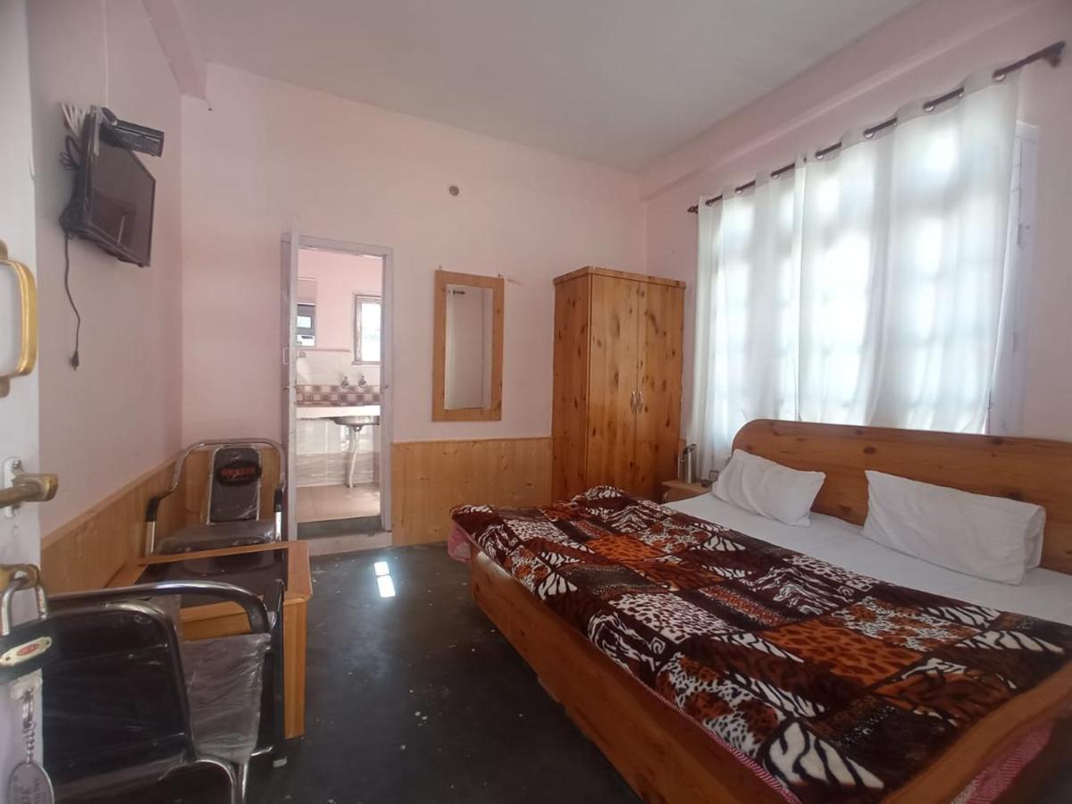 Snow Oak Guest House Kasol Luaran gambar