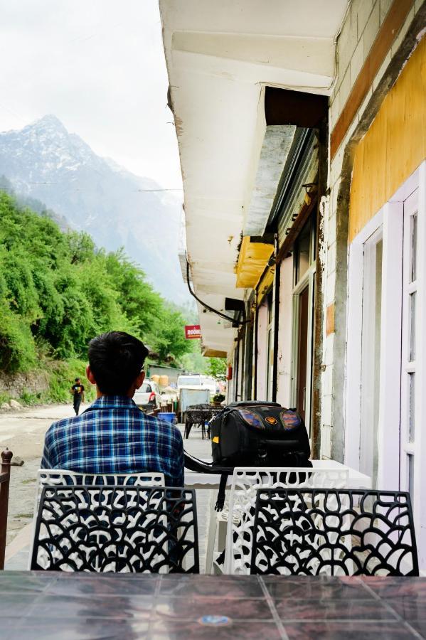 Snow Oak Guest House Kasol Luaran gambar